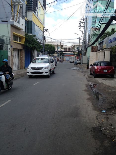 Gấp nhà đồng bộ khu Sân bay, Tân Bình (6.2x15m) 3 Tầng thu nhập 40tr/th, Giá nhỉnh 12 tỷ