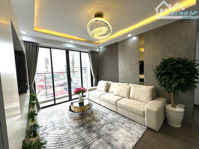 Cho thuê căn hộ 90M 2PN tòa Golden Park Tower đường Phạm Văn Bạch, Yên Hòa. Cầu Giấy