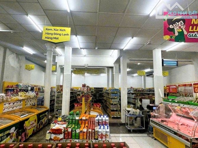 cho thuê nhà mặt tiền Đường số 11, Linh Xuân 300m², thích hợp kinh doanh