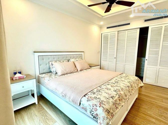 CHO THUÊ GẤP CĂN HỌ MANDARIN HOÀNG MÌNH GIÁM, 3 NGỦ 172M2 ĐỦ ĐỒ ĐẸP CAO CẤP, CHỈ 30TR