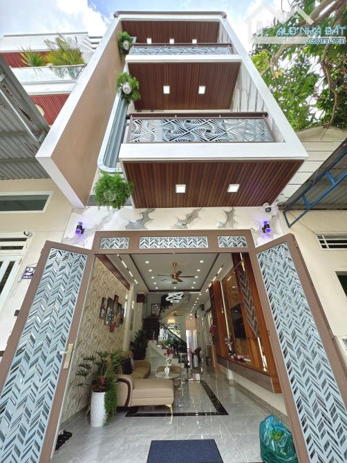 Nhà đẹp mới xây 120m2 rộng rãi - Đường 7M- Chỉ 2 tỷ 65 ngay Thủ Dầu Một - Hỗ trợ ngân hàng