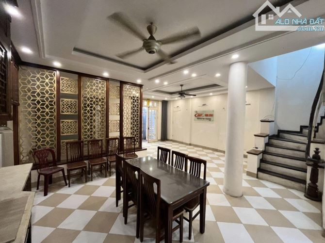 Cho thuê liền kề KĐT Phùng Khoang 95m x 4 tầng 25 triệu