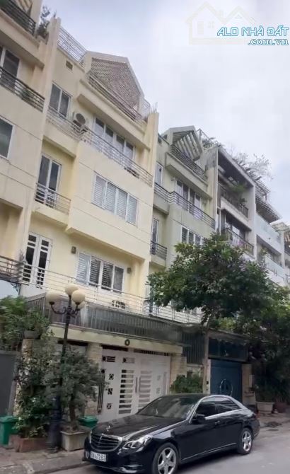 Nhà Dân Xây Khuất Duy Tiến 87m, 4 Tầng Ngõ Phân Lô Vỉa hè Ô Tô Tránh