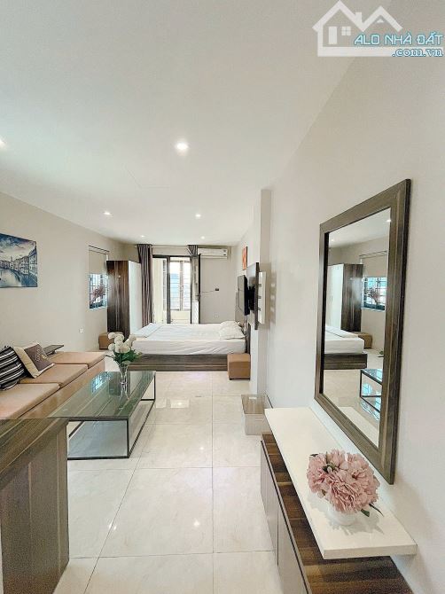 Cho Thuê CCMN 69 Đồng Me Nam Từ Liêm 30m2 1N1B Bếp Cửa Sổ Thang Máy Nuôi Pet Ô Tô Cách 5m