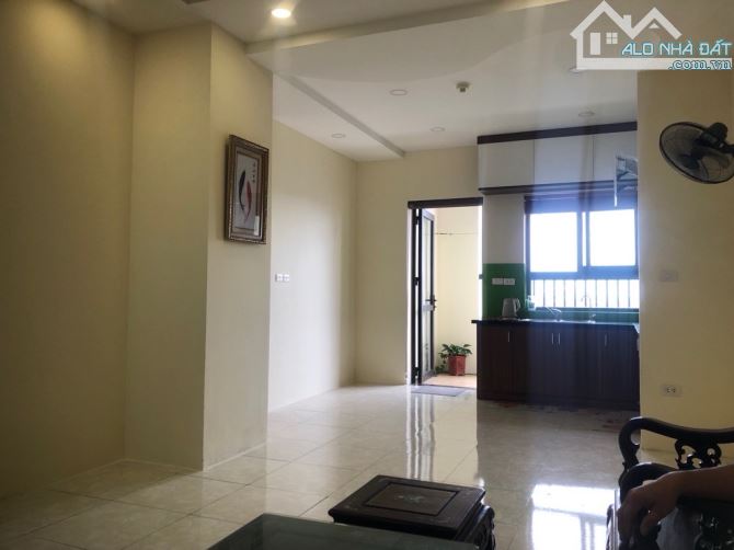 Căn hộ Tòa A2 - Hoàng Đạo Thành - Thanh Xuân - 71m² × 2 ngủ + 2 wc, Tặng Nội Thất.