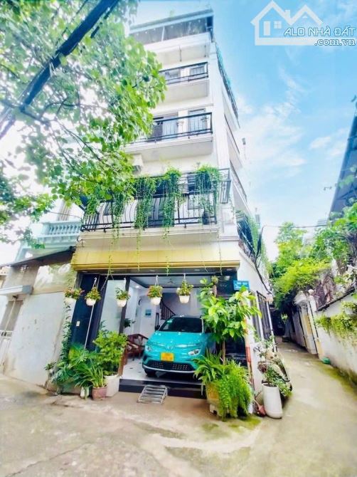 SIÊU PHẨM TRƯƠNG ĐỊNH, TÂN MAI. NHÀ ĐẸP. LÔ GÓC. Ô TÔ VÀO NHÀ. THANG MÁY. TIỆN ÍCH Ở SƯỚNG