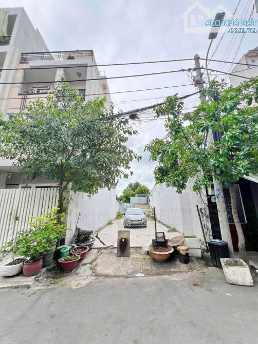 BÁN ĐẤT ĐƯỜNG 37 DT: 4,9x19M, GIÁ 13,9 Tỷ