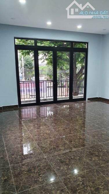 MẶT TIỀN NÚI THÀNH KD SẦM UẤT 115M2 GẦN ĐH KIẾN TRÚC CHỈ 10 X TỶ