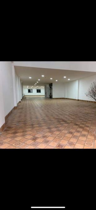 CHO THUÊ VĂN PHÒNG - MẶT BẰNG TẦNG 1 – GIA TỰ 200m² – CÓ HẦM ĐỂ XE – PHÙ HỢP VĂN PHÒNG