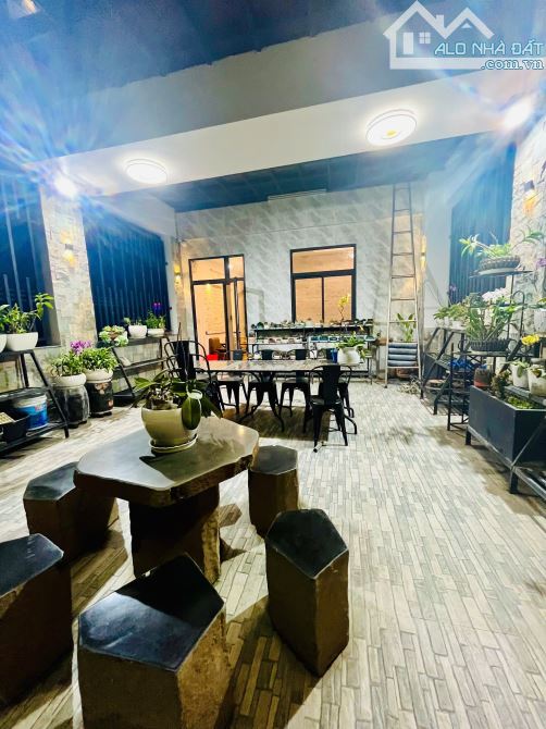 Cho Thuê Nhà Nội Thất 4Lầu Thang Máy Trục Chính Kdc Nam Long, Cái Răng, Cần Thơ