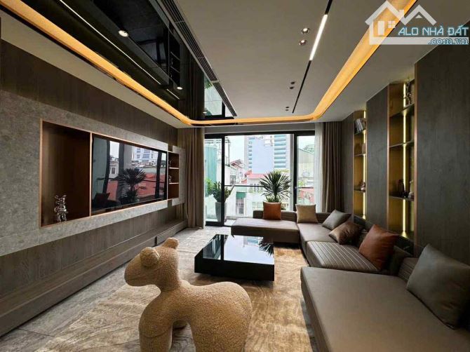 SÁT BV BẠCH MAI - NGÃ TƯ VỌNG - 40m x 6 TẦNG - THANG MÁY - NGÕ NÔNG - GIÁ 12đ