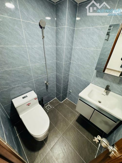 BÁN NHÀ QUẬN 1 ĐƯỜNG TRẦN QUANG KHẢI GIÁ NHỈNH 3 TỶ