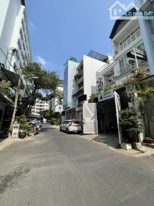 bán nhà khu Vip 339 lê văn sỹ p13 Q3--DT: 7,2X16m-- 3 tầng-- HD thuê: 40tr--Gía: 25 tỷ