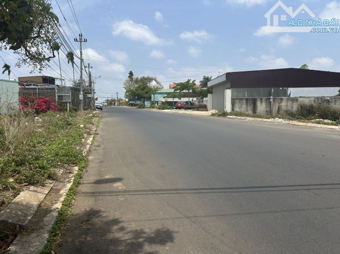 🅿️❇️ĐẤT MẶT TIỀN VÀNH ĐAI 14-26, EATU, NGAY UỶ BAN P.TÂN AN, 2,7 TỶ, 6mx25m❇️