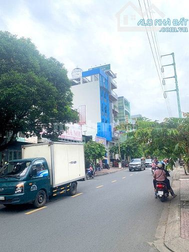Bán nhà mặt tiền Bình Thới, Quận 11, 7 tầng, ngang 6,2 x 17 Giá 28 tỷ