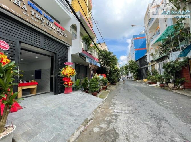 CHDV PHAN HUY ÍCH 105m2 ( 4.5x22m ) 7 TẦNG 19 PHÒNG- DOANH THU 100TR/TH