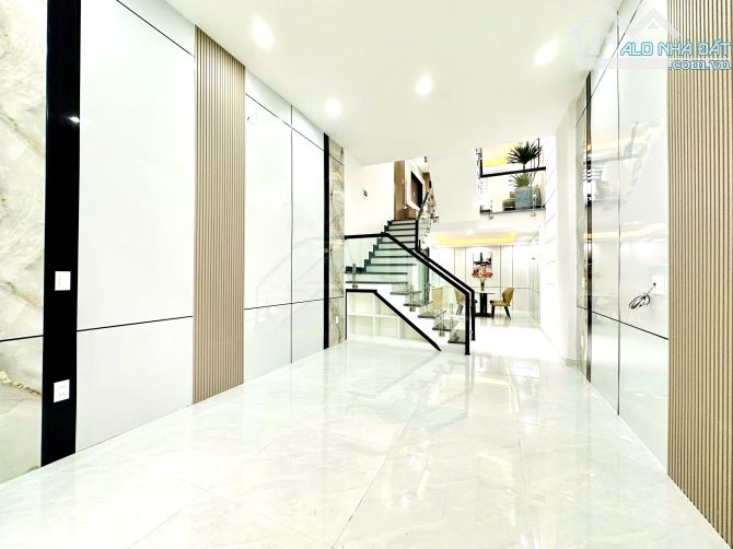 🍀BÁN NHÀ 3,5 TẦNG KHU AONE MAL Ô TÔ VÀO TẬN CỬA SÂN CỔNG FULL NỘI THẤT GIÁ 3,X TỶ
