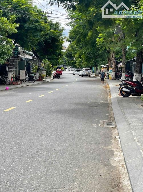 🏡 BÁN ĐẤT TẶNG NHÀ KIÊN CỐ - LÔ GÓC THOÁNG MÁT – TRUNG TÂM SƠN TRÀ – LIỀN CẦU RỒNG – Ô TÔ
