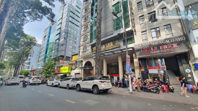 BÁN TÒA KHÁCH SẠN 3 SAO – MẶT TIỀN BÙI THỊ XUÂN – BẾN THÀNH – QUẬN 1 – Giá chỉ 115 tỷ