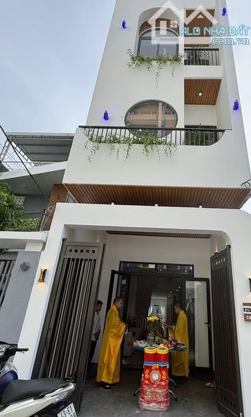 🌴 VILLA MINI HỒ BƠI 4 TẦNG - SÁT BIỂN PHẠM VĂN ĐỒNG 🌊 Kiệt 8m Chính Hữu Gần Dương Đình N