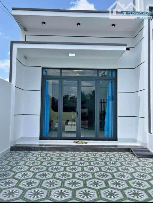 Vỡ nợ bán gấp nhà 112m2 Giá 590tr SHR Xã Trung Lập Hạ Củ Chi Gọi ngay