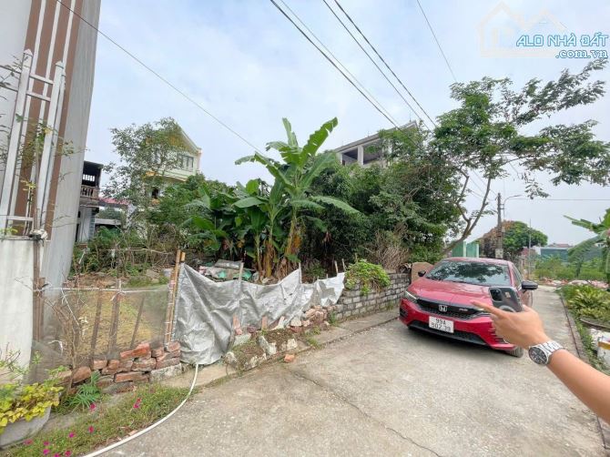 Bán Duy nhất 1 lô thổ cư Xuân ổ B Nhìn đấu giá Xuân ổ B - Võ Cường- Bắc Ninh. Giá 4.6 tỷ