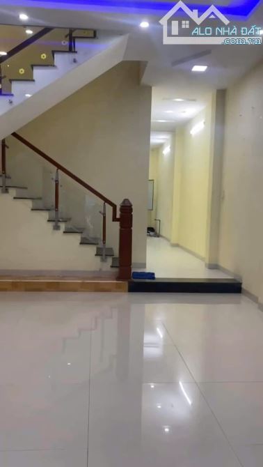 CẦN BÁN NHÀ 2 TẦNG MÊ ĐÚC NGUYỄN HIẾN LÊ, HOÀ XUÂN, CẨM LỆ 📐 Diện tích: 100m² | Mặt tiề