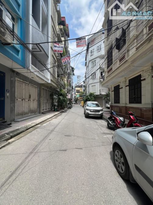 Bán Nhà! Vĩnh Phúc-Ba Đình-Phân Lô-Vỉa Hè-Oto Tránh-Kinh Doanh-52m 5 Tầng Mt 4m Giá 20,4Tỷ