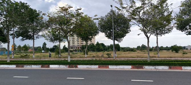 Nhơn Trạch Đồng Nai, 8triệu/m2, sổ hồng riêng