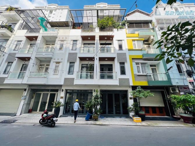🏡 CHÍNH CHỦ GỞI BÁN GẤP NHÀ ĐẸP CÓ THANG MÁY – 267m² SÀN – PHƯỜNG TÂN THỚI HÒA, QUẬN TÂN