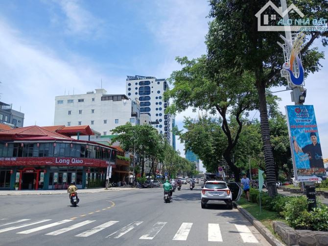 Bán lô góc 2 MT Lê Đức Thọ và Nguyễn Đăng Giai 330m2