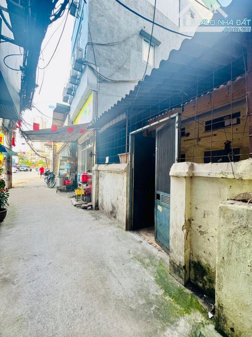 5m ra Phố Kim Đồng, ngõ rộng 3m, QH ổn định, sổ 68m2 x mtiền 4.5m. Xây toà nhà. Giá 17 tỷ