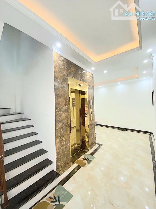 NHÀ MẶT PHỐ TRUNG TÂM HÀ ĐÔNG, 62m2-5 tầng-nhỉnh 14tỷ, THANG MÁY-LÔ GÓC-Ô TÔ-KINH DOANH