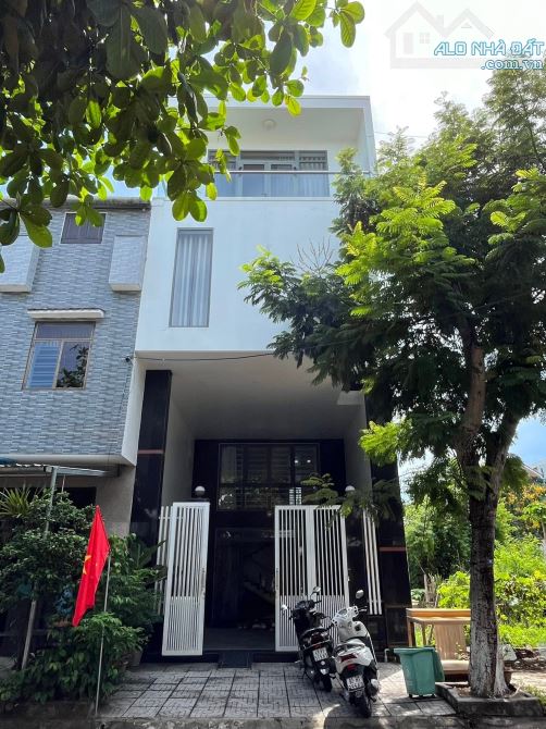 🔥 Nhà 3 tầng rưỡi đường 5m5 Hoà Minh 11 - Dt đất 75m ngang 5,5m