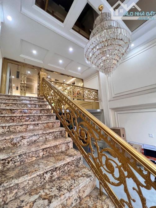 TÒA NHÀ 7 TẦNG THANG MÁY TRUNG TÂM THANH XUÂN, 132M, MT5,2M, GIÁ 75 TỶ