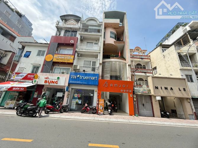 Bán Nhà 2MT Huỳnh Văn Bánh - NH 6,4m*18m - 5Tầng - Hdt 75Triệu/1 tháng - Gía : 30Tỷ TL