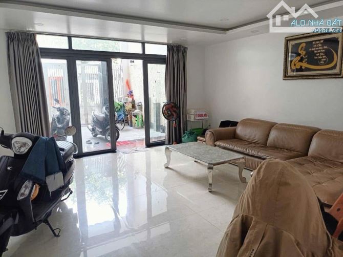 NHÀ ĐẸP 3.5 TẦNG VÀO Ở NGAY, RẺ NHẤT KHU VỰC PHƯỜNG HÒA KHÁNH, CHỦ CẦN BÁN NHANH