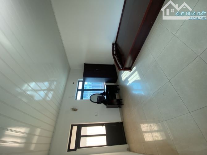 CẦN BÁN CĂN NHÀ 3 TẦNG DÂN XÂY - KIÊN CỐ CHỈ 6,5