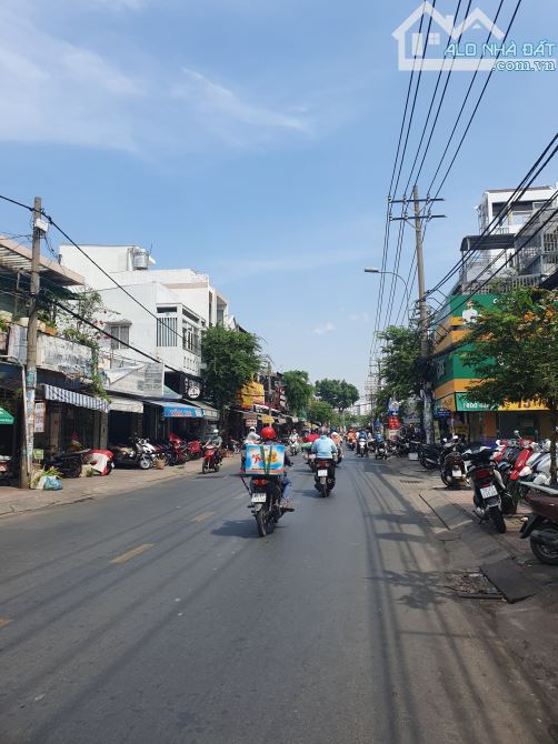 Bán nhà mặt tiền Phạm Thế Hiển Phường 4 Quận 8, nở hậu 5,96m2, mặt tiền đường kinh doanh