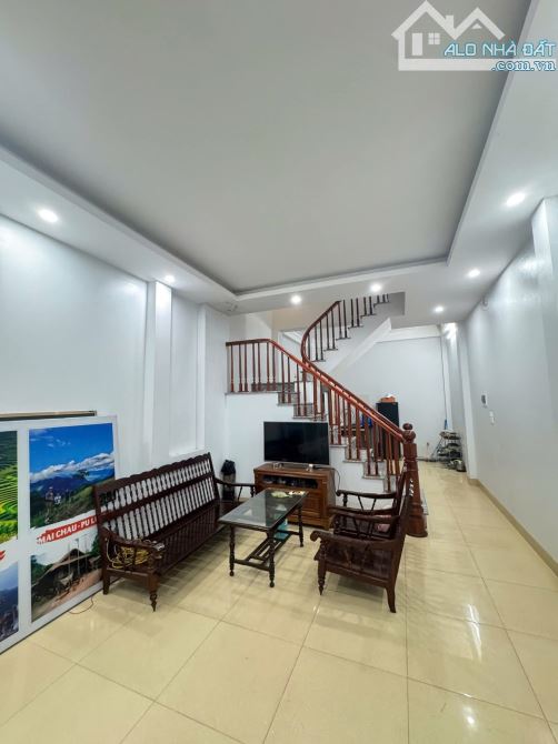 🌾Nhà 35m² Kiến Hưng – Hà Cầu, Hà Đông – Giá 5 tỷ – Nhà đẹp, ở luôn – gần ô tô Trung tâm