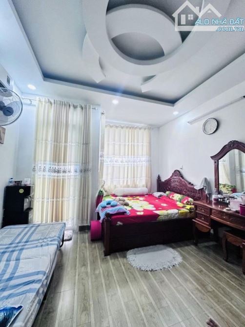 CHẠM LÀ CHỐT SIÊU PHẨM TÂN PHÚ - KHÔNG CÓ CĂN THỨ 2 -XE HƠI NGỦ TRONG NHÀ - 62M2 - 4 TẦNG