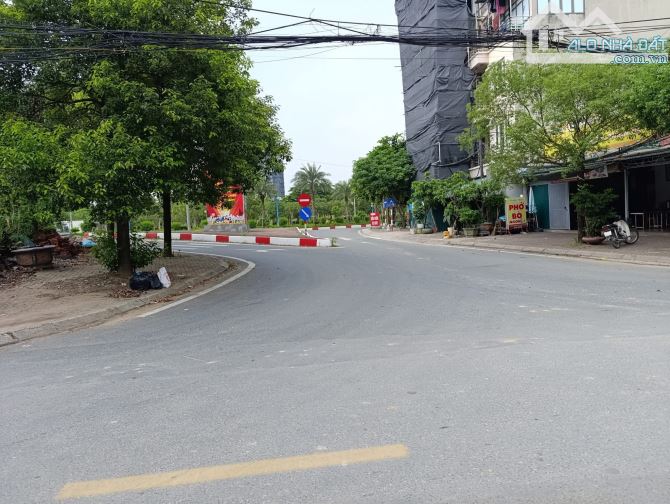 Siêu Phâm ! Phú Thượng-Tây Hồ - Đất Vàng-Oto Tránh-Kinh Doanh Vip - 490m MT 24m Giá 139 Tỷ