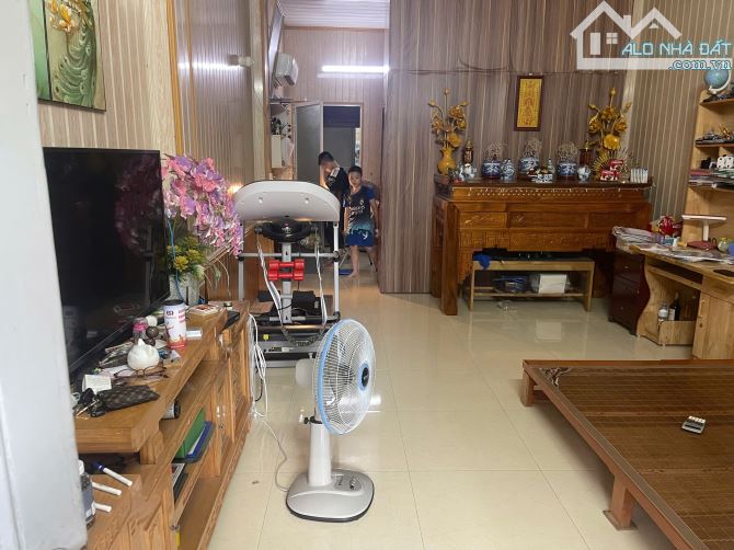 ♦️♦️♦️Bán đất tặng nhà Cam Lộ, trục đường thông, ôtô đỗ cửa giá chỉ 2,x tỷ
