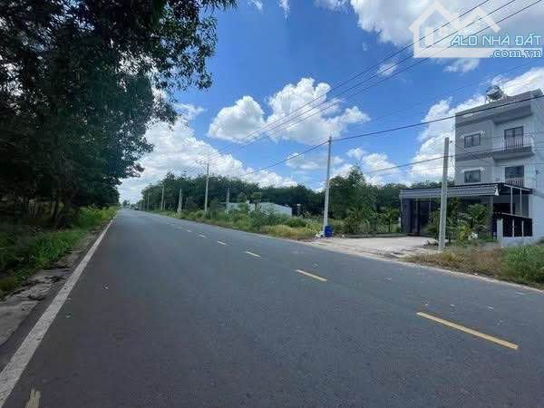 Chính chủ cần bán 2500m2 có thổ cư, sau lưng Ủy Ban Tân Hiệp, Phú Giáo, Giá 620 triệu, Sổ