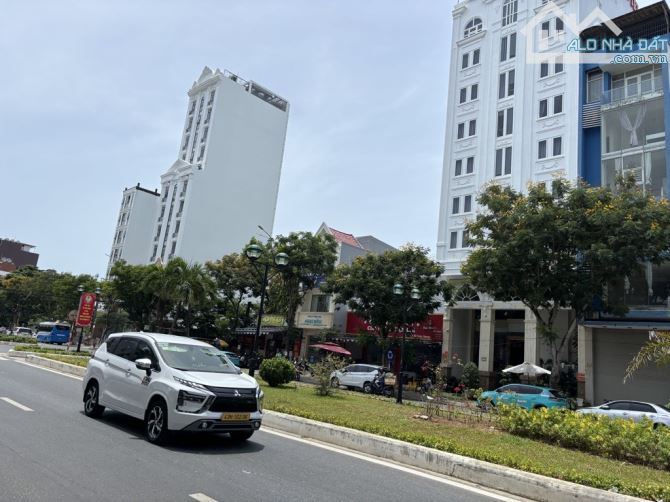 🍏🍏🍏🍏🍏Hàng đẹp -Hồ Xuân Hương, sát biển Mỹ Khê , Đà Nẵng