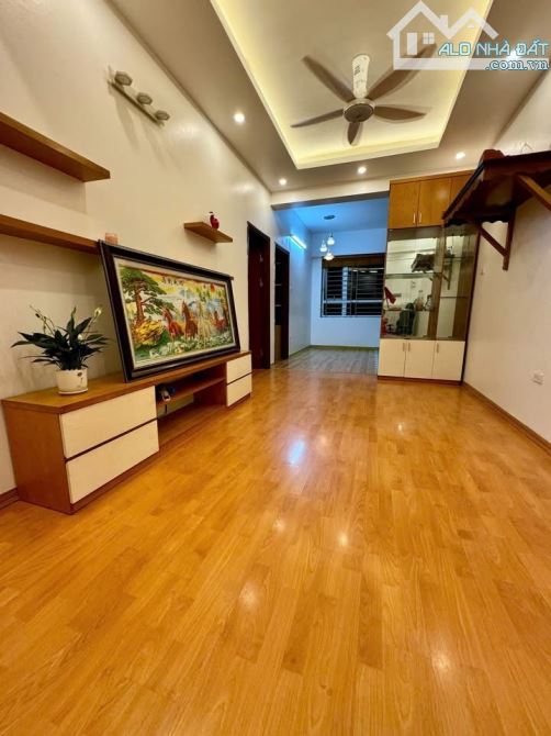 P308 OCT5A 65M T6 4TỶ BẮC TỪ LIÊM TIỆN ÍCH ĐẦY ĐỦ SÂN CHƠI RỘNG THOÁNG