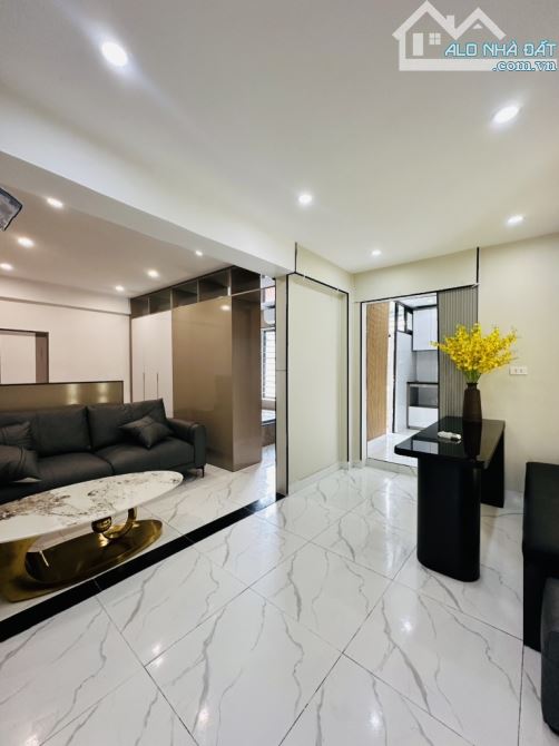 2.96 tỷ bán căn hộ tập thể Hồ Đắc Di 60m2 sử dụng, căn hộ gồm 2 ngủ, phòng khách, bếp, wc,