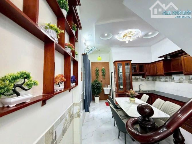 Bán nhà đẹp Nguyễn Thái Sơn, Gò Vấp có 3 phòng ngủ, 51m² chỉ 2 Tỷ 150, Sổ hồng riêng