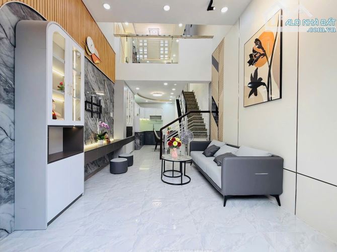 Nhà đẹp 56m2 ngay Nguyễn Oanh, Gò Vấp. Giá: 2 Tỷ 890. Có SHR, hẻm 5m thông thoáng