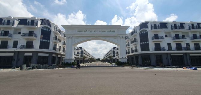 Lô Đặt Biệt 112m2 Ngay Đô Thị STC - 2 Mặt Tiền Chủ Ngộp Bán Nhanh 2tỷ130 - Sổ Riêng